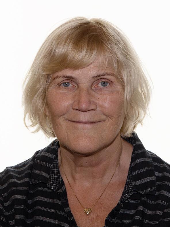 Gunvor Launes - Klikk for stort bilde